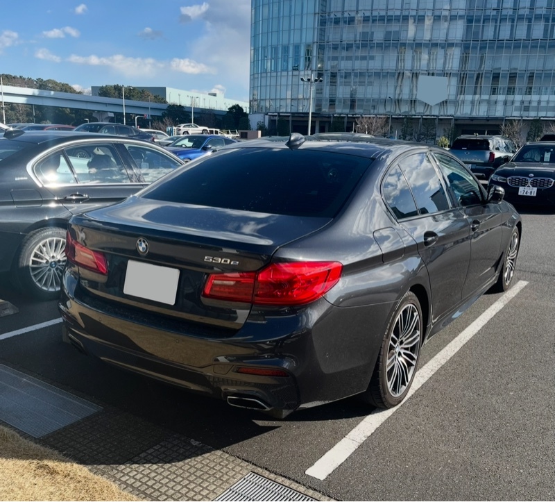 BMW 5シリーズ プラグインハイブリッド 530e iパフォーマンス Mスポーツ_RHD(AT_2.0)