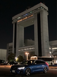 ボルボ V90 T6 AWD Rデザイン_RHD_AWD(AT_2.0)