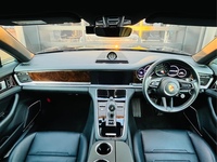 ポルシェ パナメーラ PHV パナメーラ 4S Eハイブリッド_RHD_4WD(PDK_2.9)