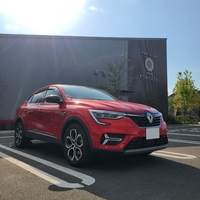 ルノー アルカナ アントラクト Eテック フルハイブリッド_RHD(AT_1.6)