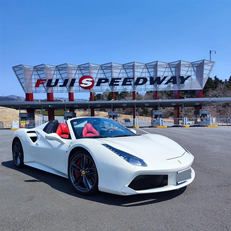 フェラーリ 488スパイダー 488スパイダー_LHD(F1DCT_3.9)