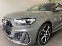アウディ A1 スポーツバック A1 スポーツバック 25 TFSI Sライン_RHD(Sトロニック_1.0)