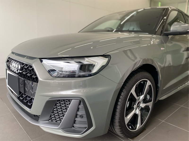 アウディ A1 スポーツバック A1 スポーツバック 25 TFSI Sライン_RHD(Sトロニック_1.0)