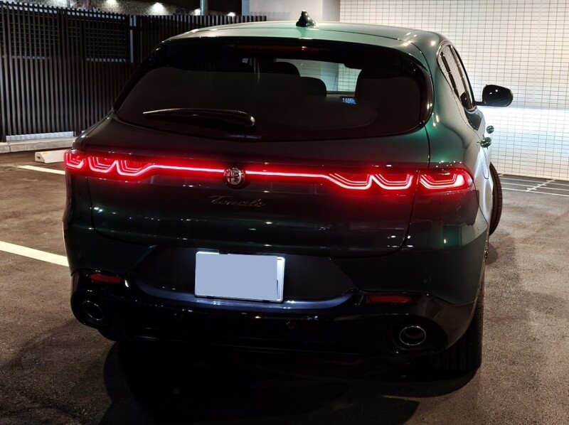 アルファロメオ トナーレ プラグインハイブリッド Q4 ヴェローチェ_RHD_4WD(AT_1.3)