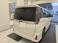 トヨタ ヴォクシー ZS“煌II”_7人乗り_4WD(CVT_2.0)