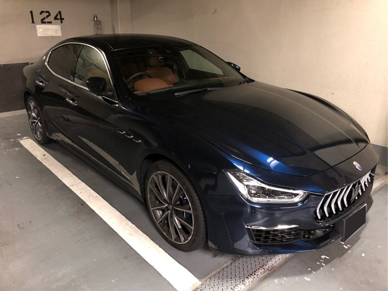 マセラティ ギブリ ギブリ_RHD(AT_3.0)