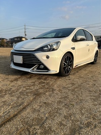 トヨタ アクア G“G’s”(CVT_1.5)