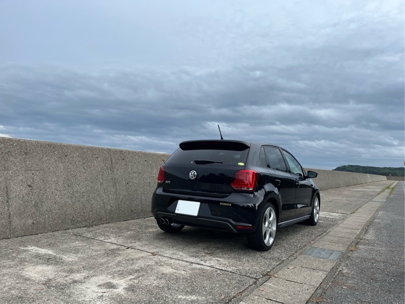 フォルクスワーゲン ポロ GTI_RHD(DSG_1.4)