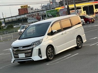 トヨタ ノア Si_7人乗り(CVT_2.0)