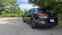 アルファロメオ ステルヴィオ 2.9 V6 ビターボ クアドリフォリオ_RHD_4WD(AT_2.9)