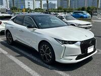 DSオートモビル DS4 E-TENSE リヴォリ E-TENSE_RHD(e-EAT_1.6)