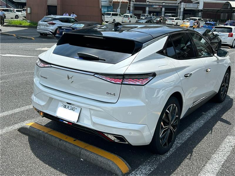 DSオートモビル DS4 E-TENSE リヴォリ E-TENSE_RHD(e-EAT_1.6)