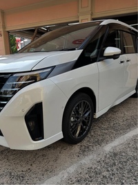 日産 セレナ