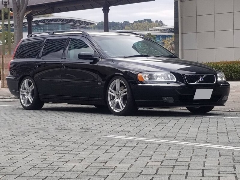 ボルボ V70 2.4_RHD(AT_2.4)