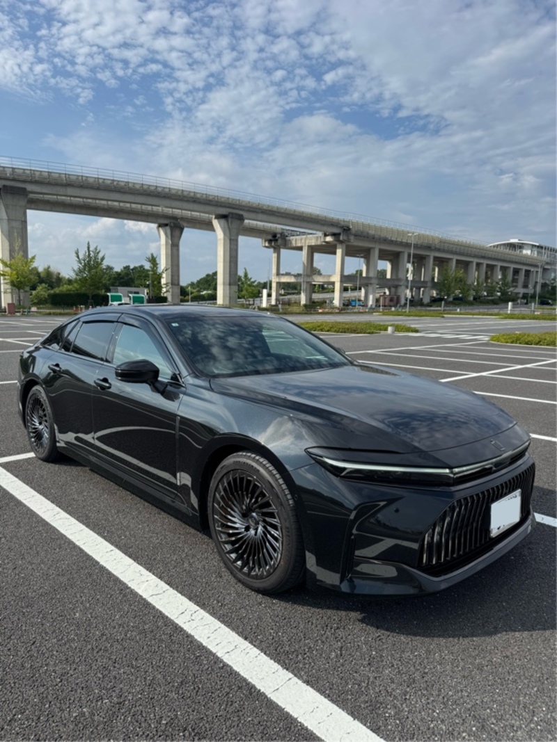 トヨタ クラウン（セダン） Z［HEV］(CVT_2.5)