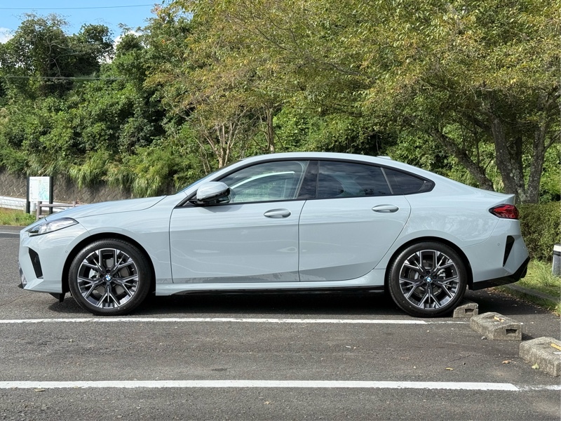 BMW 2シリーズ グランクーペ 220d グランクーペ Mスポーツ_RHD(DCT_2.0)