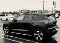 ボルボ XC40