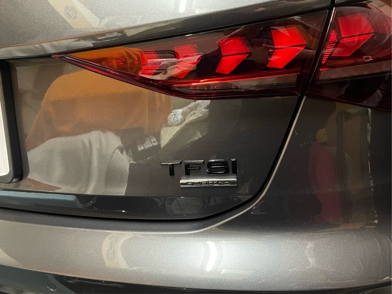アウディ S3 スポーツバック （ハッチバック） S3 スポーツバック_RHD_4WD(Sトロニック_2.0)