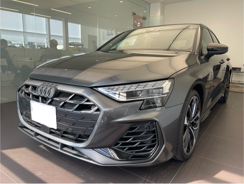アウディ S3 スポーツバック （ハッチバック） S3 スポーツバック_RHD_4WD(Sトロニック_2.0)