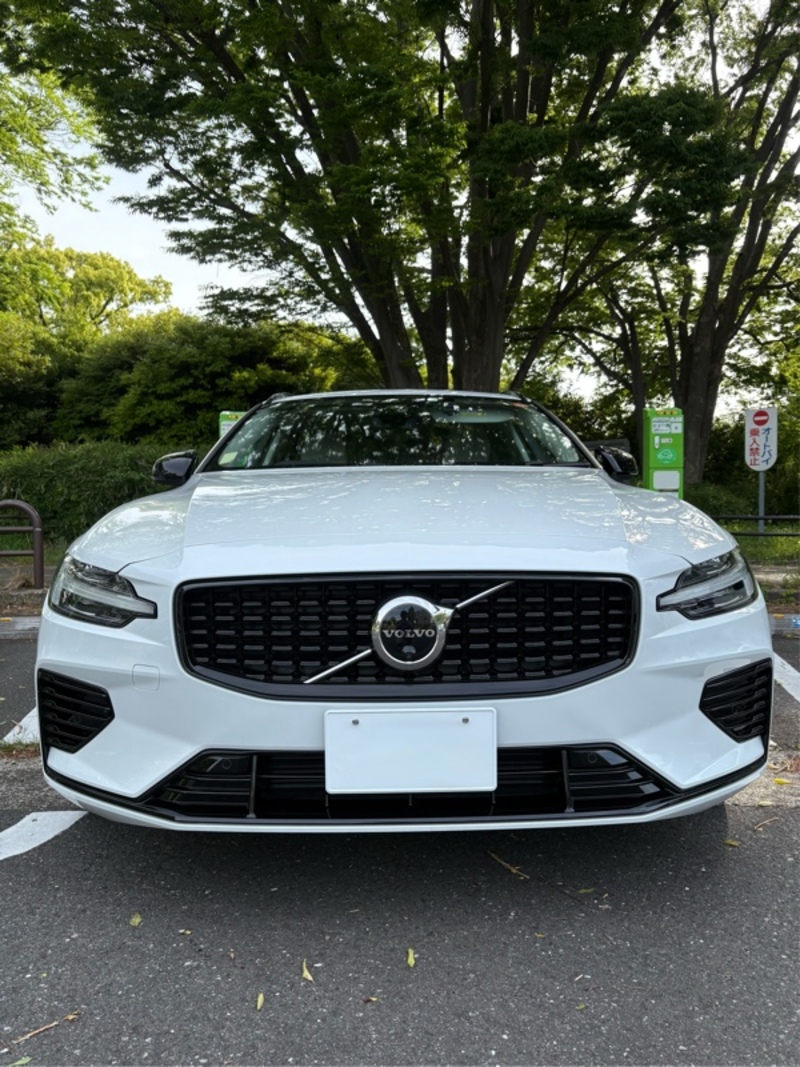 ボルボ V60 プラグインハイブリッド リチャージ アルティメット T6 AWD プラグインハイブリッド_RHD_AWD(AT_2.0)