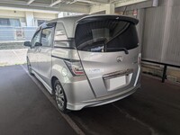 ホンダ フリードスパイクハイブリッド