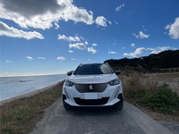 プジョー e-2008 GT_RHD(AT)