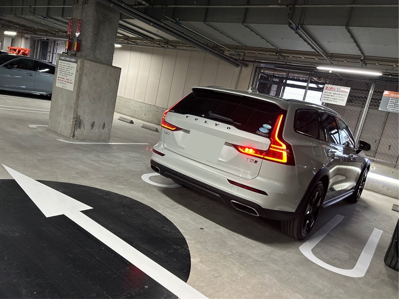 ボルボ V60クロスカントリー クロスカントリー T5 AWD_RHD_AWD(AT_2.0)