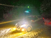 マツダ デミオ 13C(MT_1.3)