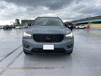 ボルボ XC40 B4 AWD Rデザイン_RHD_AWD(DCT_2.0)