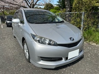 トヨタ ウィッシュ 1.8X“HIDセレクション”_7人乗り_(CVT_1.8)