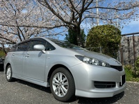 トヨタ ウィッシュ 1.8X“HIDセレクション”_7人乗り_(CVT_1.8)