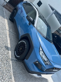 トヨタ RAV4 アドベンチャー_4WD(CVT_2.0)