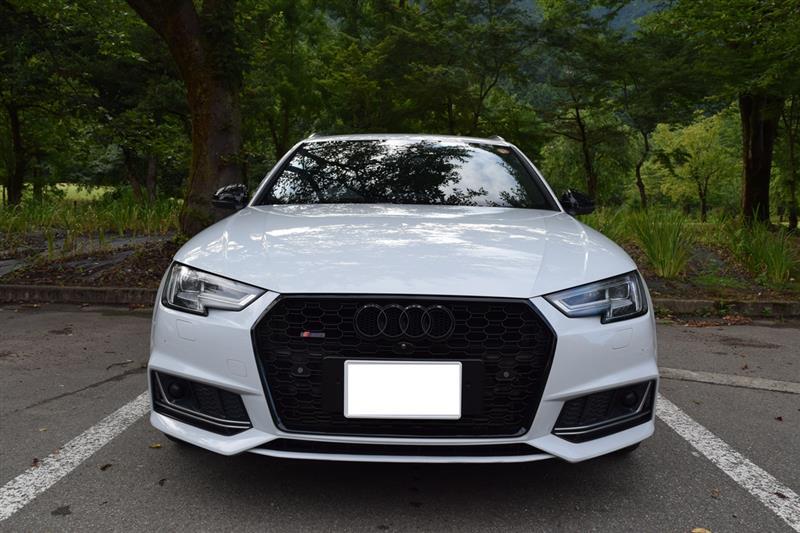 アウディ A4 アバント (ワゴン) アバント 2.0 TFSI クワトロ スポーツ_RHD_4WD(AT_2.0)