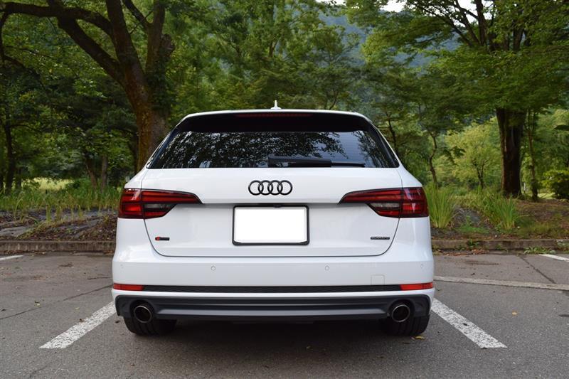 アウディ A4 アバント (ワゴン) アバント 2.0 TFSI クワトロ スポーツ_RHD_4WD(AT_2.0)