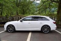 アウディ A4 アバント (ワゴン) アバント 2.0 TFSI クワトロ スポーツ_RHD_4WD(AT_2.0)