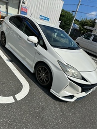トヨタ プリウス