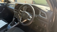 フォルクスワーゲン Tロック TDI スタイル_RHD(DSG_2.0)