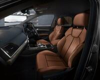 アウディ Q5 Q5 40 ハイスタイル_RHD_4WD(Sトロニック_2.0)