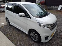 日産 デイズ ハイウェイスターG ターボ_4WD(CVT_0.66)
