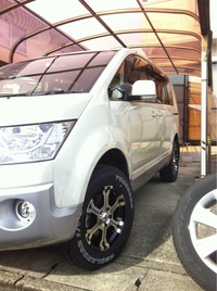 三菱 デリカD:5 G-パワーパッケージ_8人乗り_4WD(CVT_2.4)