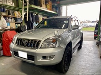 トヨタ ランドクルーザープラド TX_4WD(5ドア_AT_4.0_8人乗)