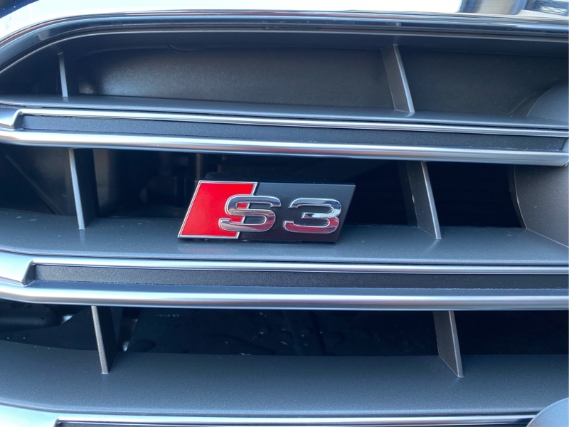 アウディ S3（セダン）