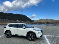 日産 エクストレイル G e-4ORCE_5人乗り_4WD(1.5)