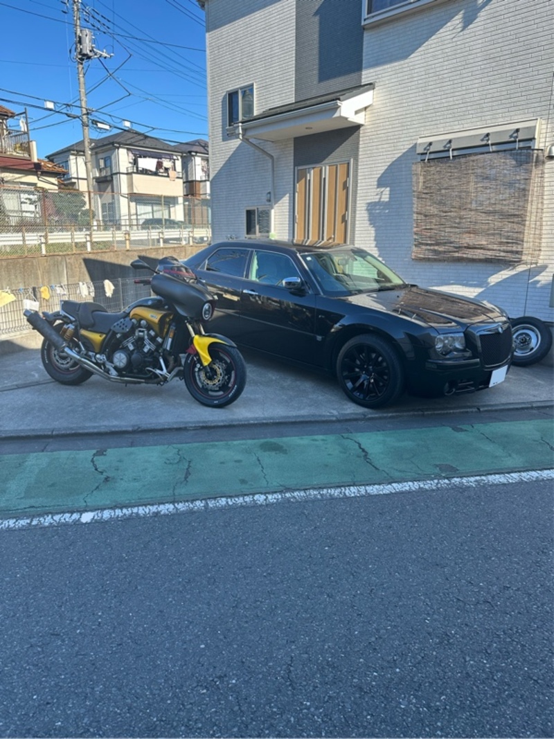 クライスラー 300C（セダン）