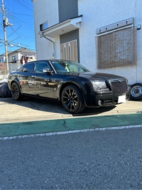 クライスラー 300C（セダン）