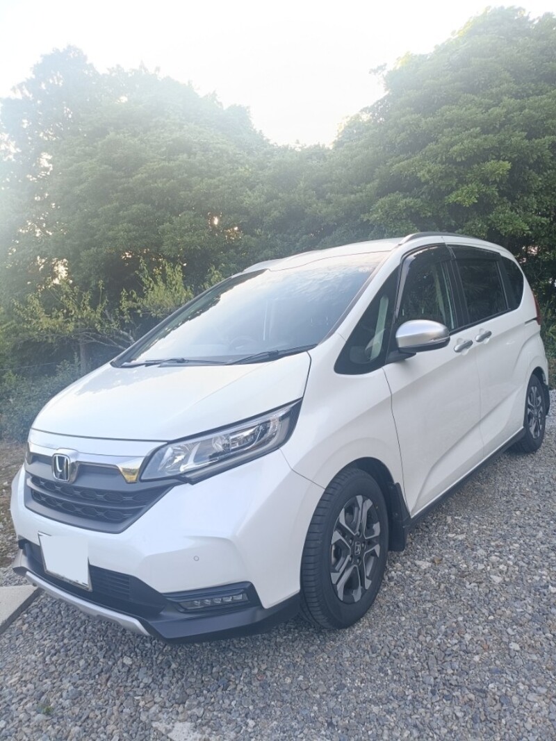 ホンダ フリード クロスター ホンダセンシング_6人乗り(CVT_1.5)