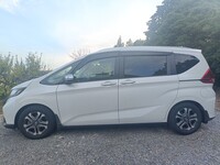 ホンダ フリード クロスター ホンダセンシング_6人乗り(CVT_1.5)