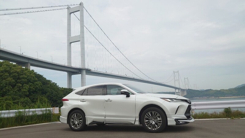 トヨタ ハリアーハイブリッド Z“レザーパッケージ”(CVT_2.5_ハイブリッド)