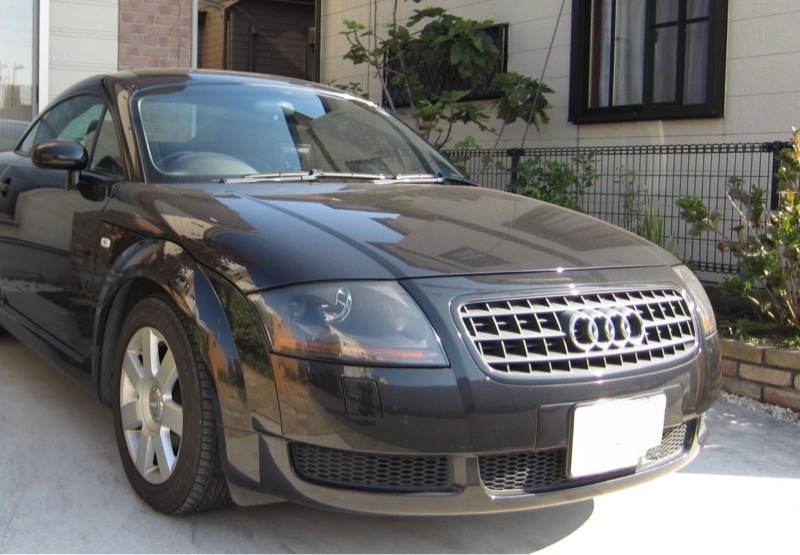アウディ TT クーペ クーペ1.8T_RHD(AT)