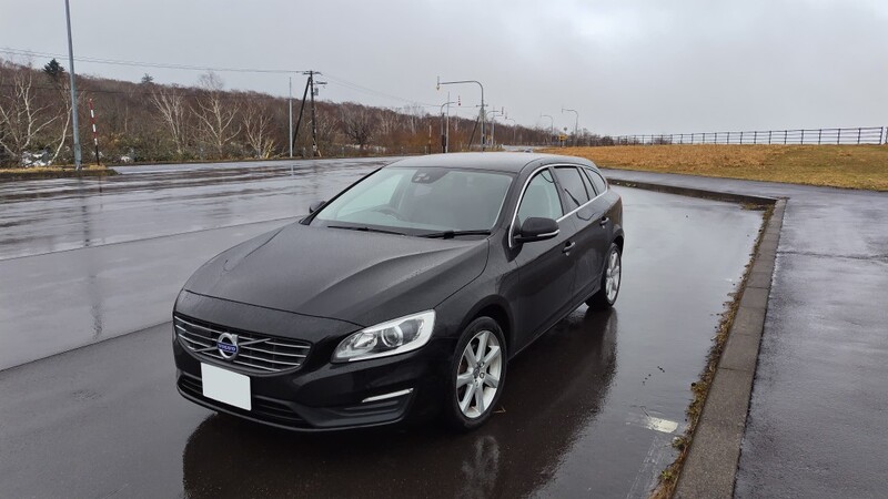 ボルボ V60